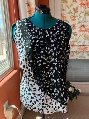 Vince Camuto Sleeveless Black and White Leopard Print Tank XL